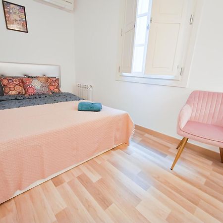 Private Rooms By La Rambla Βαρκελώνη Εξωτερικό φωτογραφία