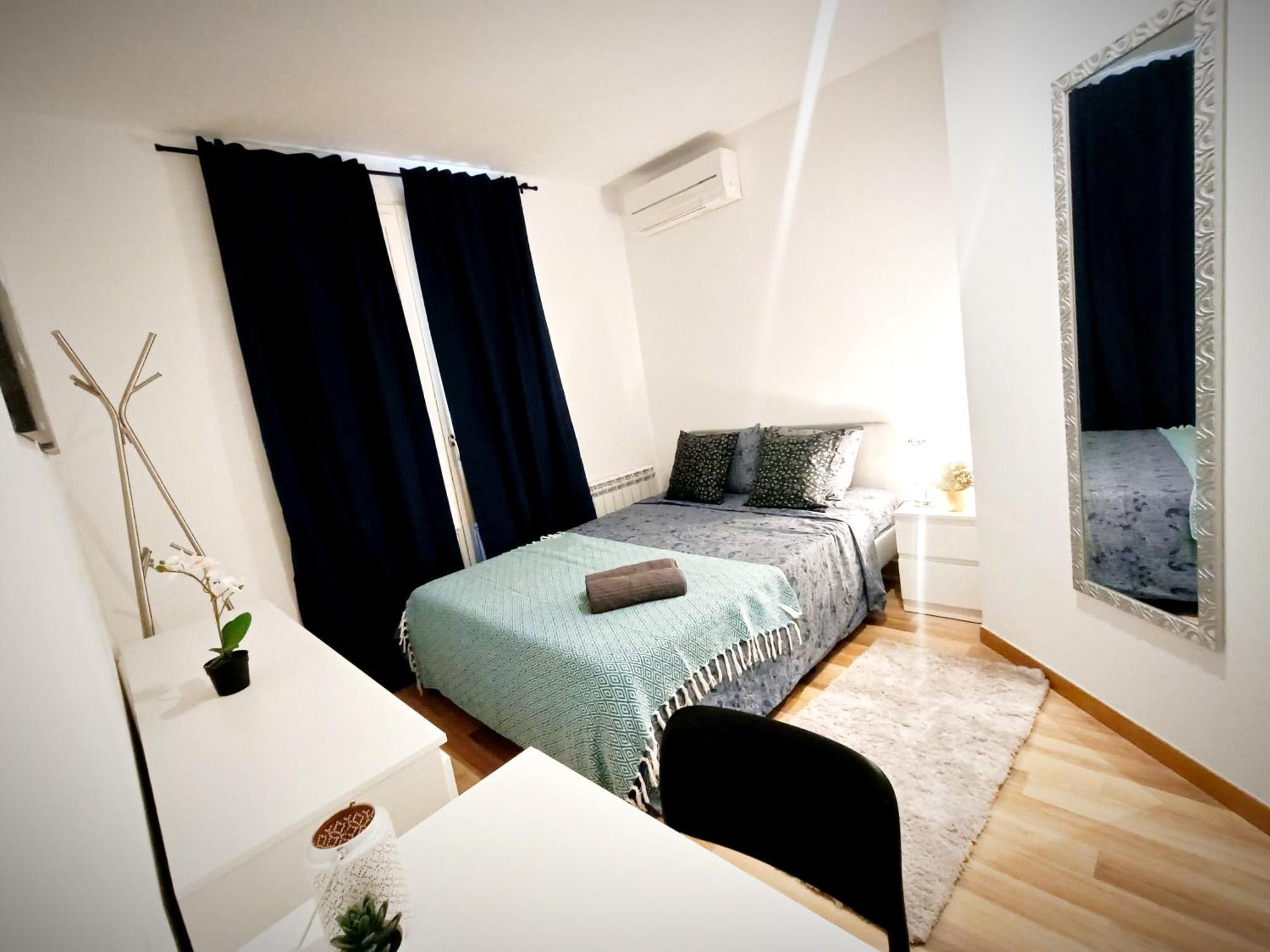 Private Rooms By La Rambla Βαρκελώνη Εξωτερικό φωτογραφία