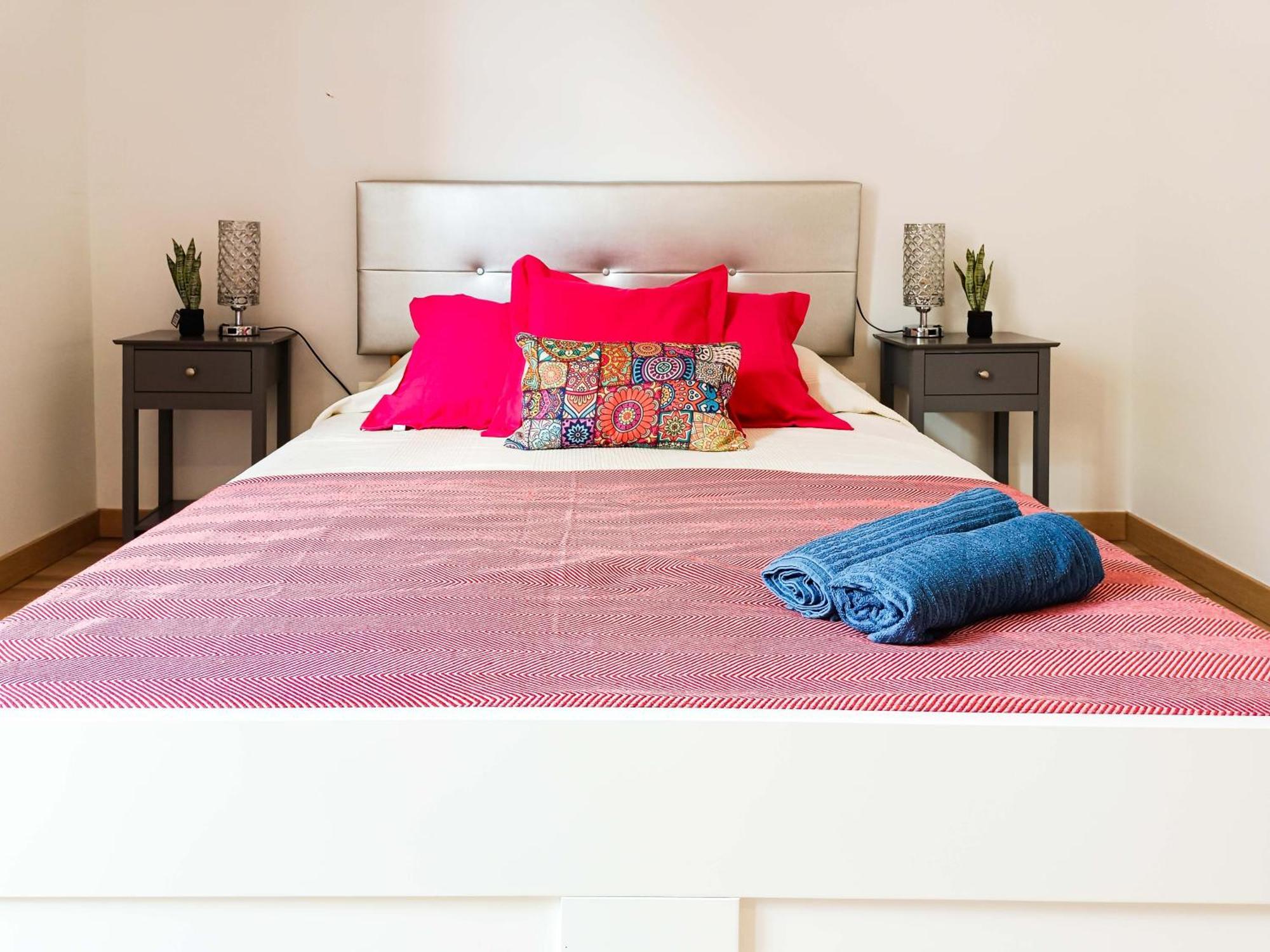 Private Rooms By La Rambla Βαρκελώνη Εξωτερικό φωτογραφία
