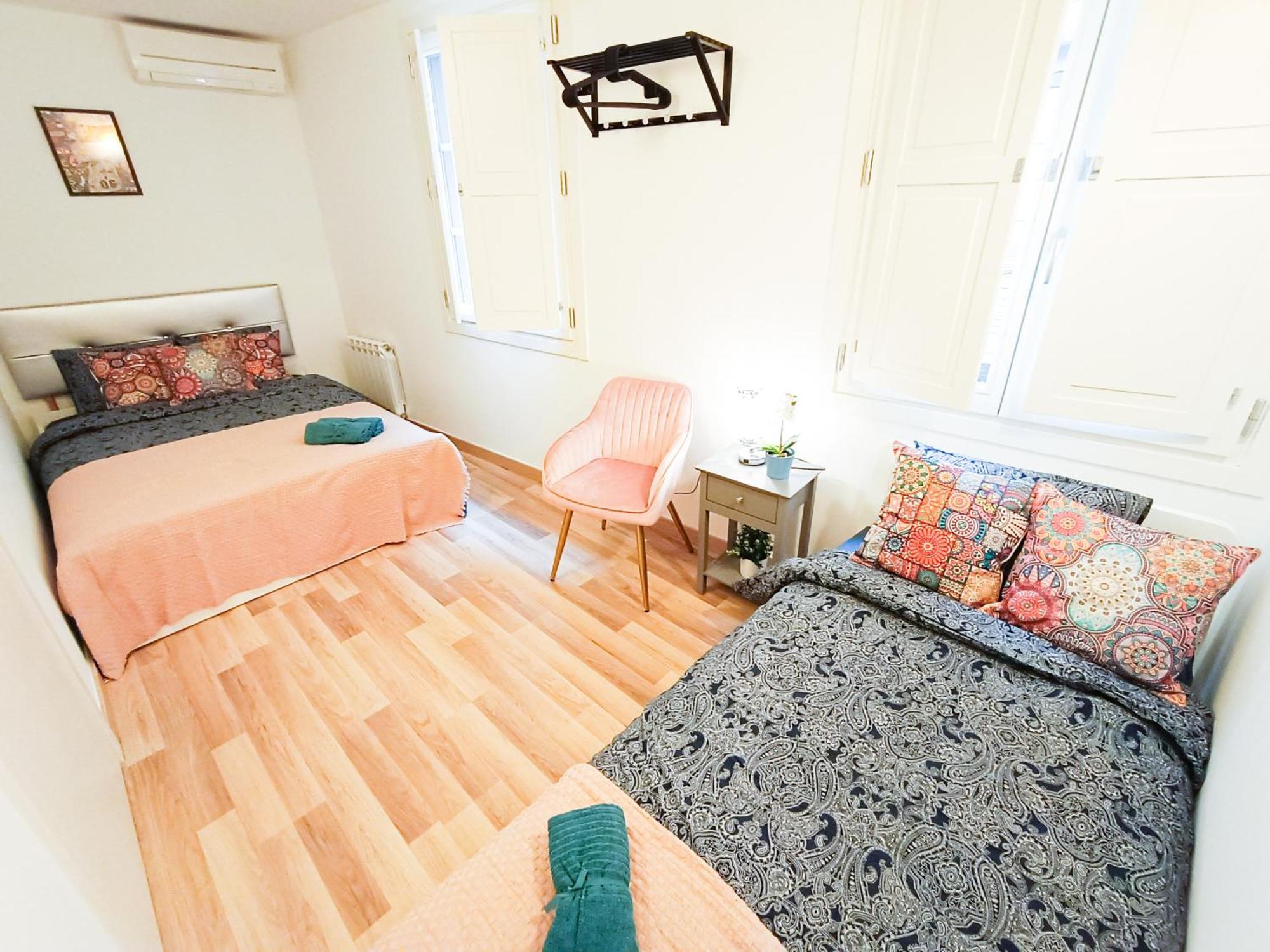 Private Rooms By La Rambla Βαρκελώνη Εξωτερικό φωτογραφία